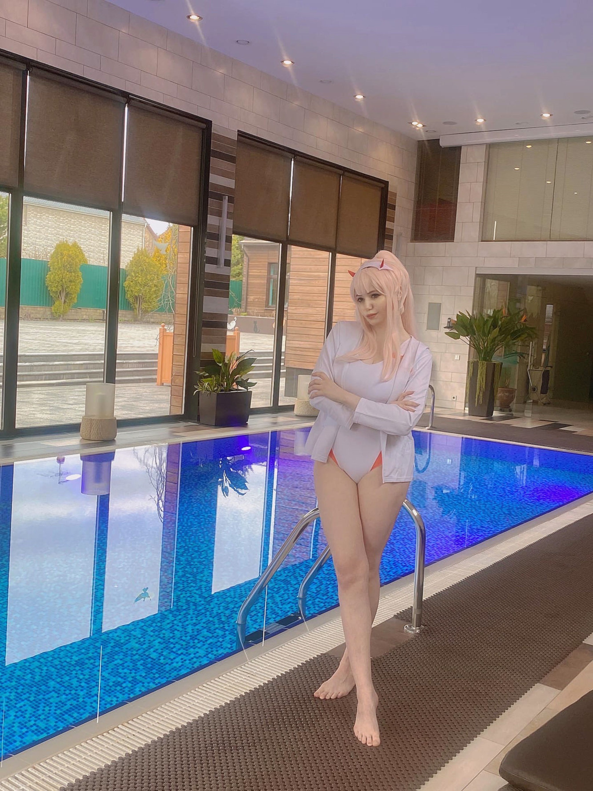 Alina Becker - NO.015 Darling In The Franxx. Zero Two. Swimming pool[47P]-XikXak